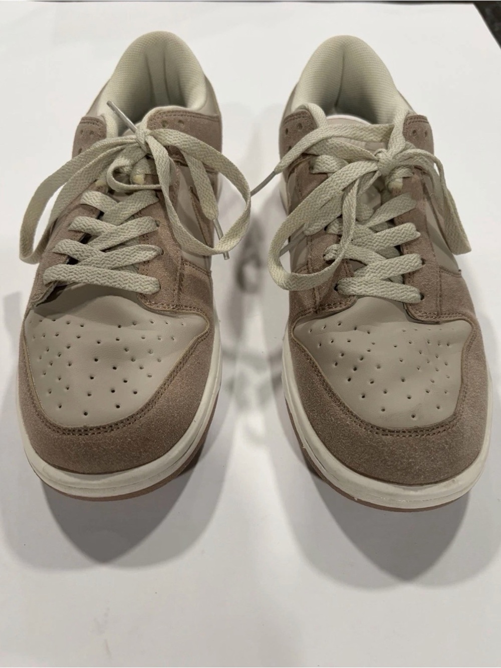 Casual Women's Low-Top Sneakers in Taupe and Cream.These Are 8.5, Fit Like a 9